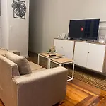 Obelisco City, Espacio Urbano Con Estilo Vintage